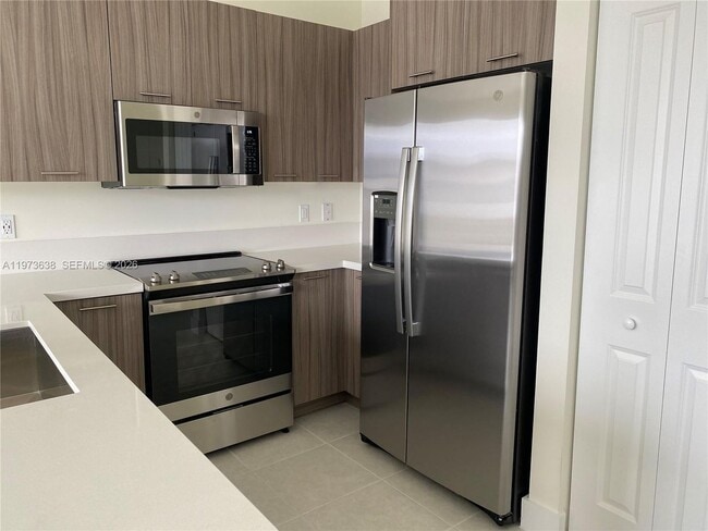 Photo - 6453 NW 102nd Path House