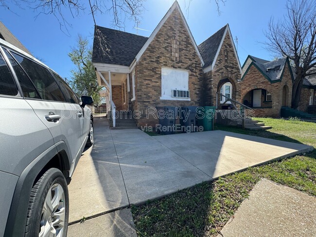 Photo - 2820 NW 23rd St Townhome