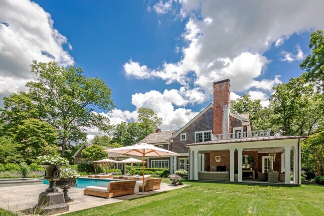 Building Photo - 16 Old Orchard Ln