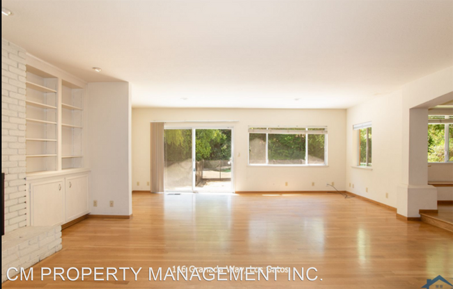 Foto del edificio - 4 br, 2.5 bath House - 116 Granada Way