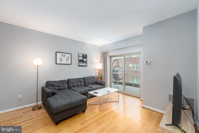 Foto del edificio - 960 Fell St