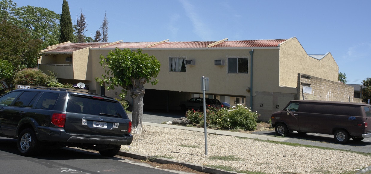 Building Photo - 2170 Mt Diablo St