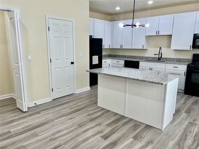 Foto del edificio - 4001 Oak Field Dr