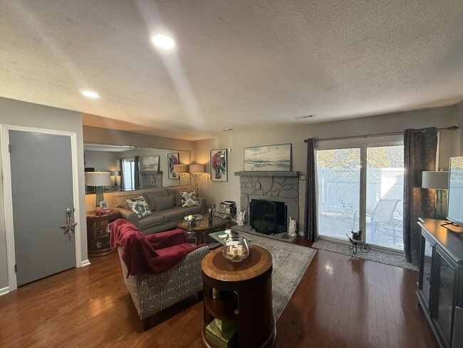 Building Photo - 3711 San Pablo Dr