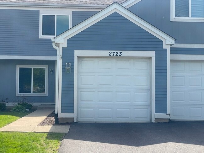 Building Photo - 2723 Preston Ct