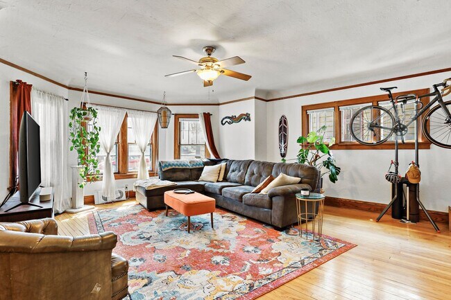 Foto del edificio - 1342 Rutledge St