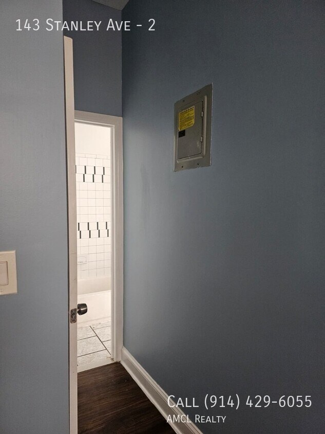 Photo - 143 Stanley Ave-2