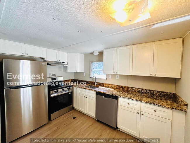 Building Photo - 820 Paradise Blvd