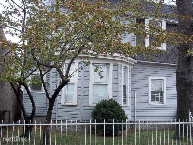 Building Photo - 2 br, 1 bath Apartment - 86-17 Lefferts Blvd
