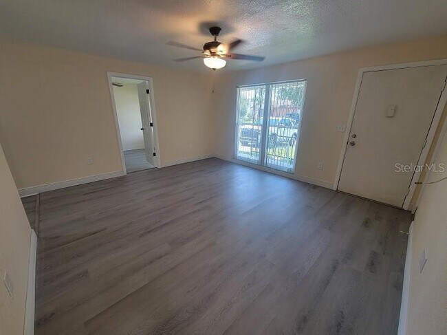 Foto del edificio - 7330 Ivory Terrace
