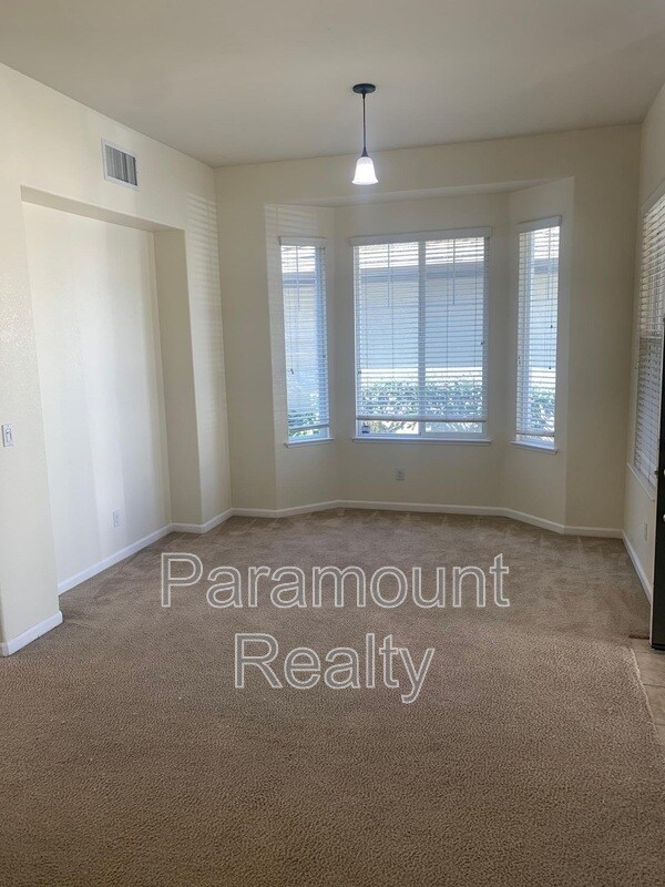 Building Photo - 1698 Pala Ranch Cir