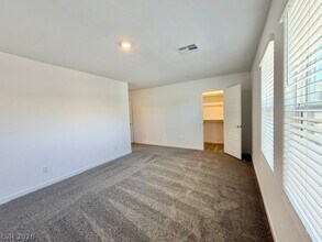 Building Photo - 9828 Maple Pass Ave