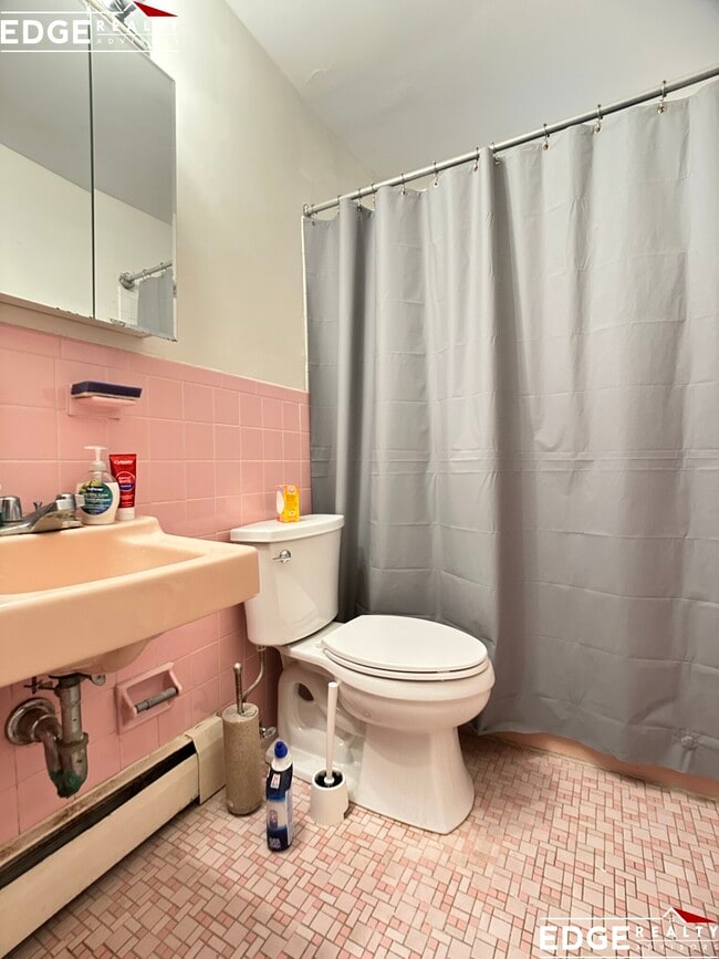 Building Photo - 11 Cogswell Ave