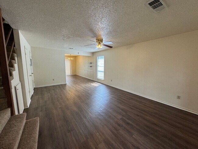 Foto del edificio - 3407 Victoria Cir