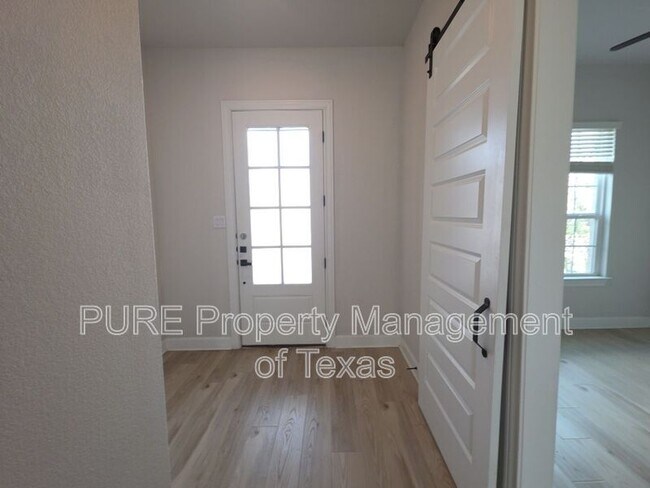 Building Photo - 17813 Clairess Ln