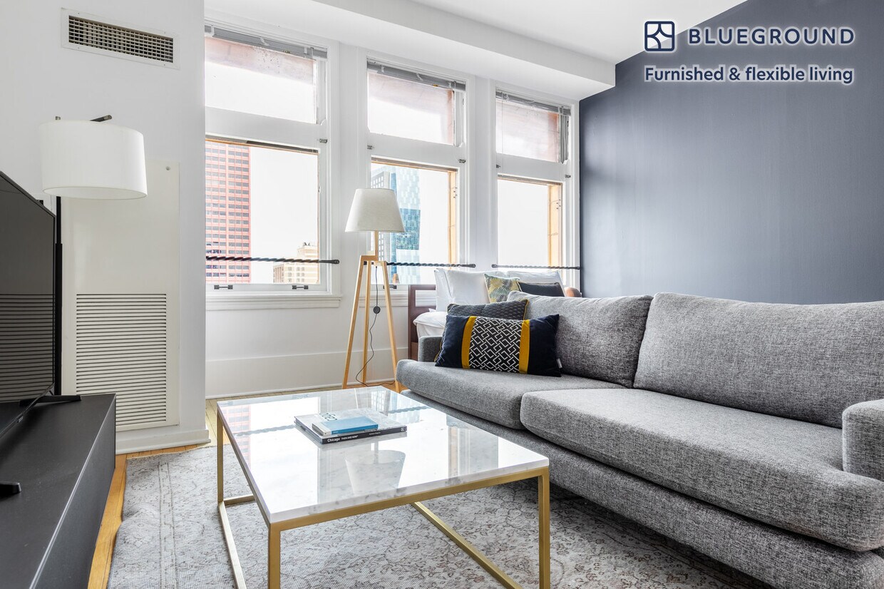 Foto principal - 343 S Dearborn St