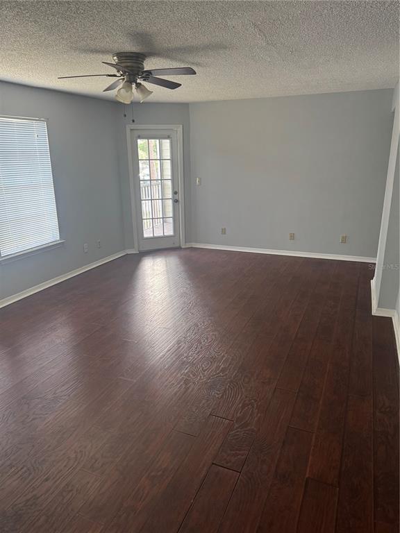 Foto del edificio - 6154 Westgate Dr