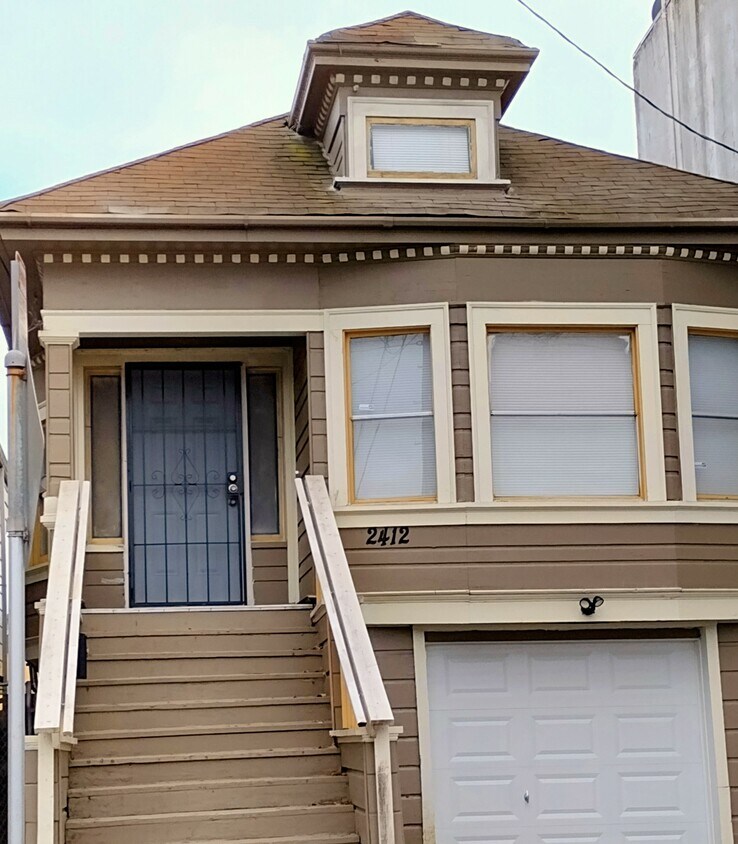 Photo - 2412 Myrtle St (Oakland, CA)