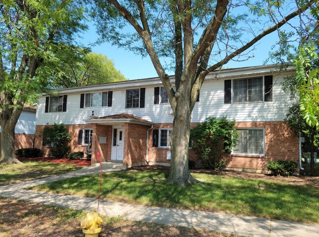 Foto del edificio - 397 Poplar Ave
