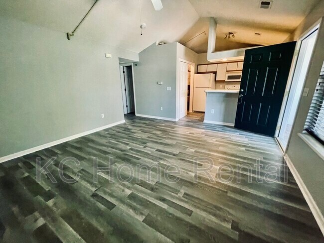 Foto del edificio - 2307 NE 68th St