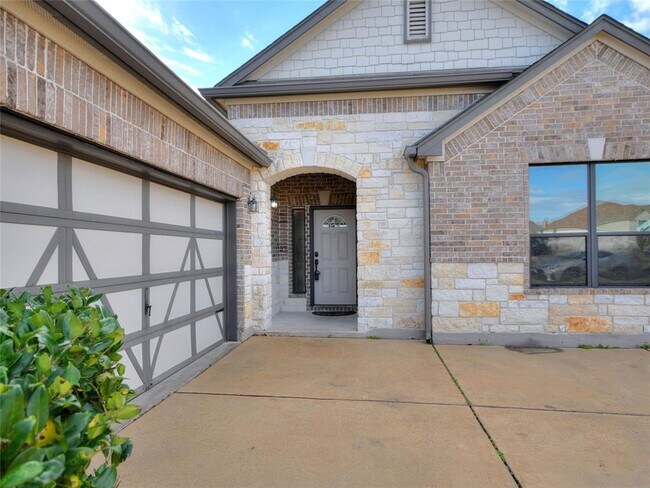 Foto del edificio - 501 Willow Walk Dr