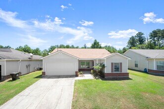 Building Photo - 22898 Sabine Dr