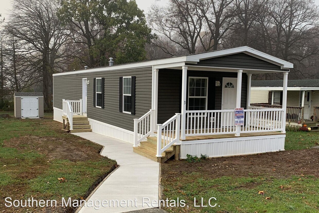 Primary Photo - 2 br, 1 bath House - 3 Locust Lane