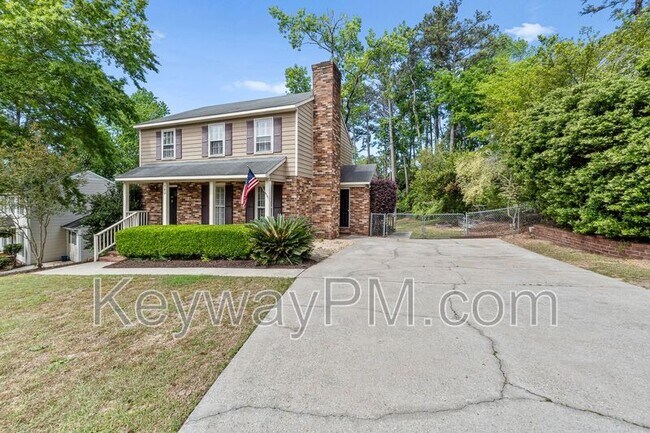 Building Photo - 792 Greenwood Dr