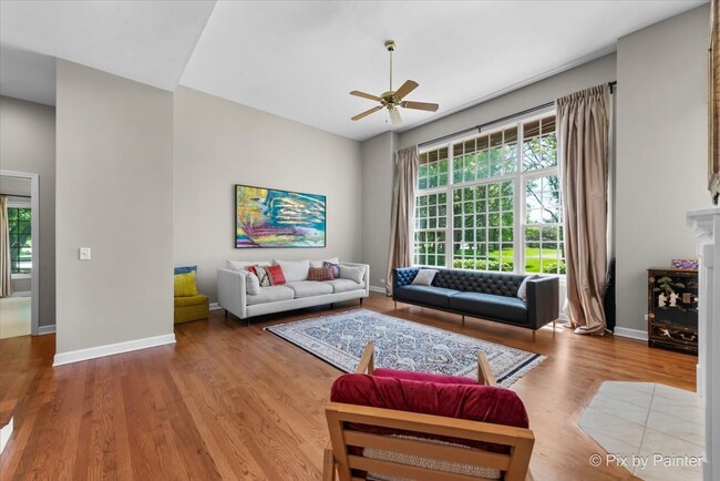 Foto del edificio - 1395 Cranbrook Cir