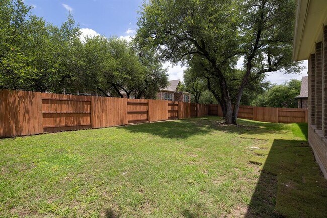 Building Photo - 117 Barton Run Dr