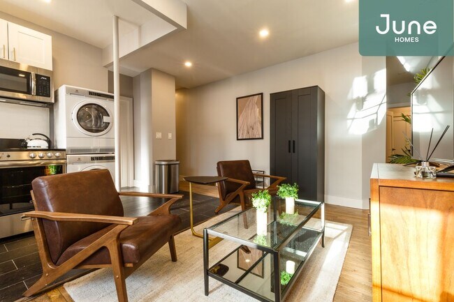 Foto del edificio - Queen room in 4-bed/2.0-bath Home