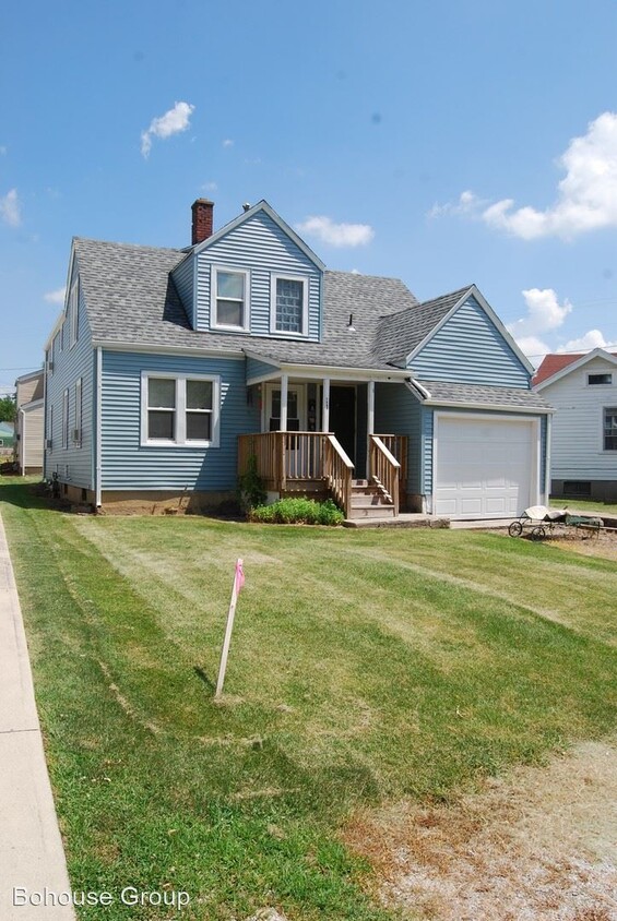 Primary Photo - 7409 Bradbury Ave