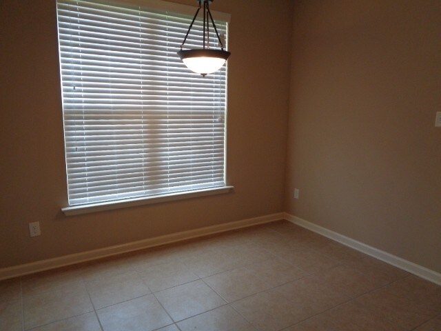 Foto del edificio - 1034 Kentshire Cove