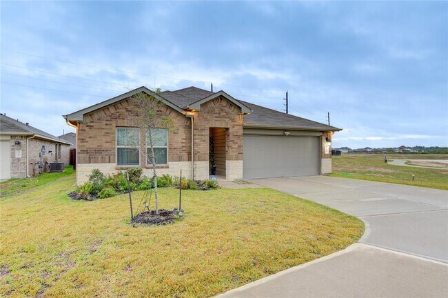 Building Photo - 4319 Isoletta Ct