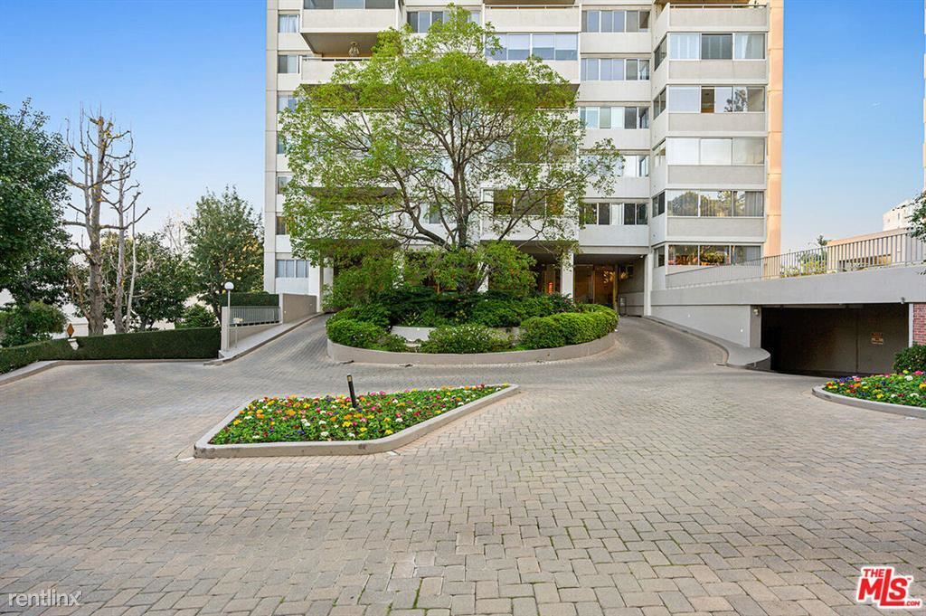 2 br, 2 bath Condo 875 Comstock Ave Apt 8B Condo for Rent in Los