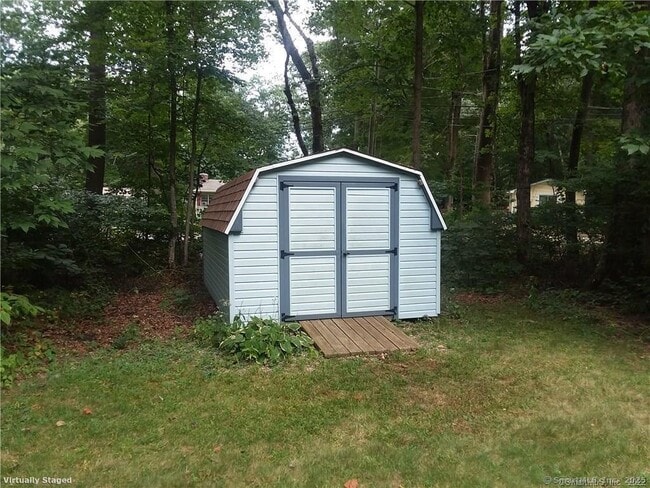 Building Photo - 54 Forest Dr