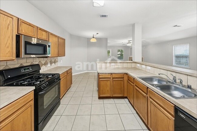 Building Photo - 2764 Woodspring Forest Dr