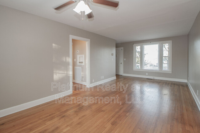 Building Photo - 1748 Gateway Ln