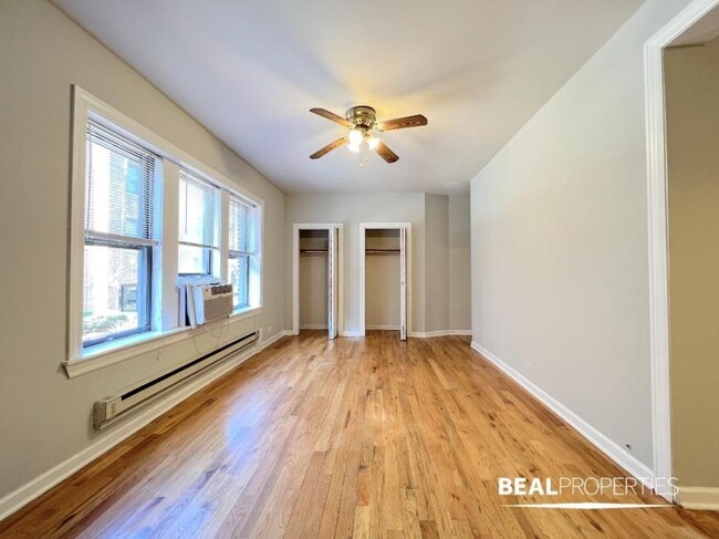 Foto del edificio - 1 bedroom in CHICAGO IL 60613