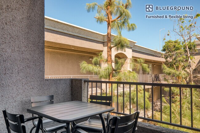 Foto del edificio - 2820 Sawtelle Blvd