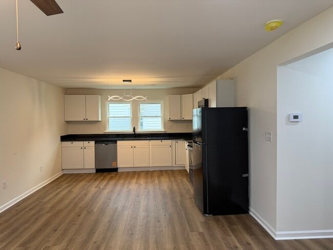 Foto del edificio - 3 Bed House