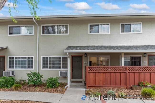 Foto del edificio - 2 br, 1.5 bath Townhome - 680 Fargo Ave, S...