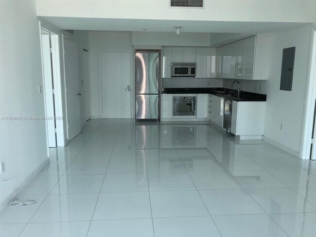 Foto del edificio - 92 SW 3rd St