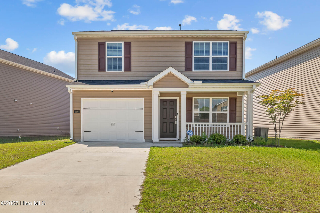 Primary Photo - 200 Walton Dr
