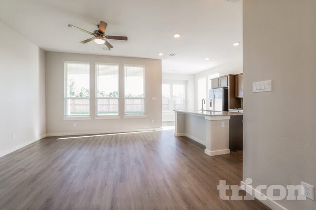 Building Photo - 2414 Foster Hl Rd