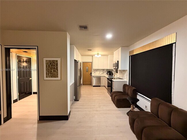 Foto del edificio - 920 SW 50th Ave