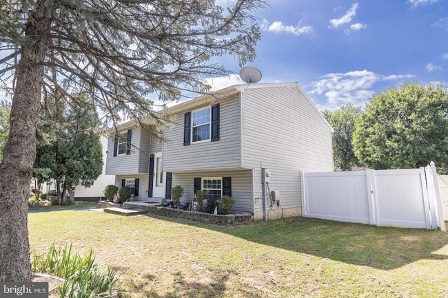 Building Photo - 1415 Macedonia Dr