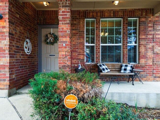 Foto del edificio - 9507 Shimla Drive