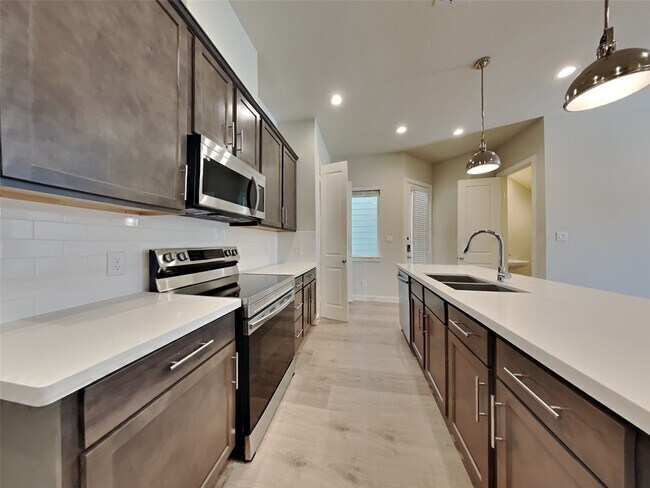 Foto del edificio - 5704 Paul Quinn St