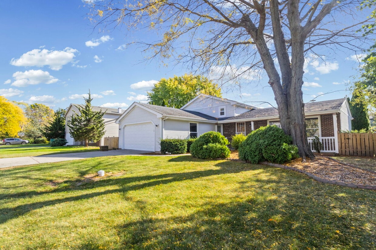 Foto principal - 1435 Mill Creek Dr